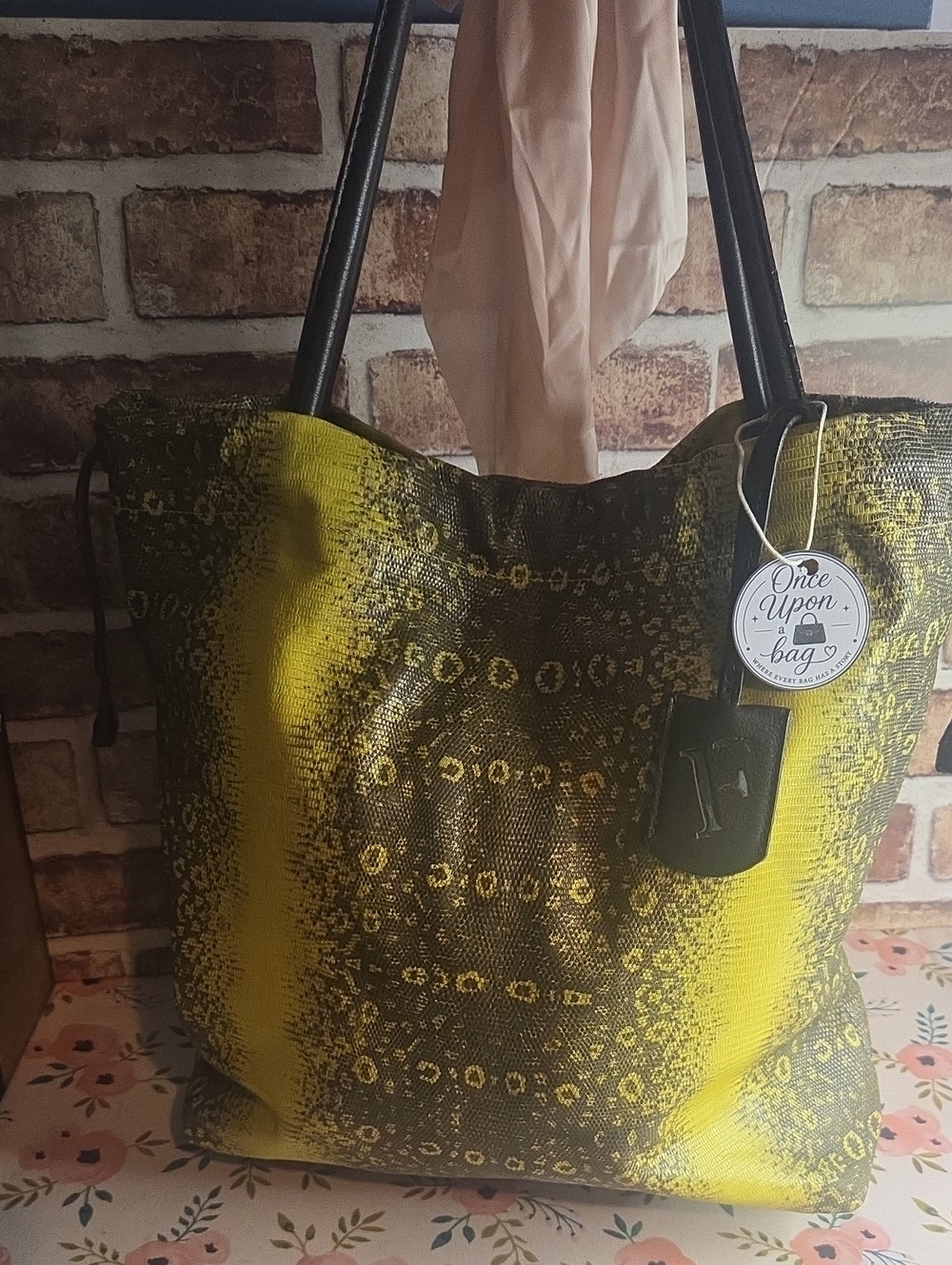 Nwot Furla Yellow and Black Snake-Print Tote - Picture 6 of 10